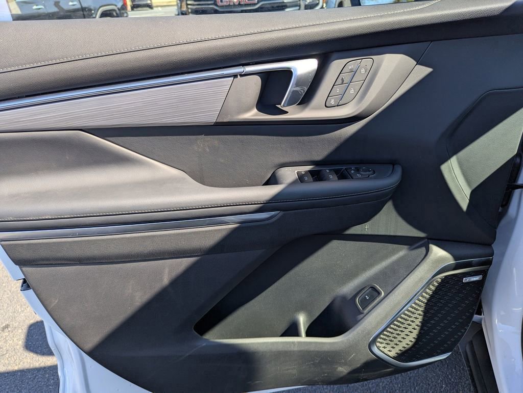 New 2026 Buick Enclave Preferred w/ Power Package image 15