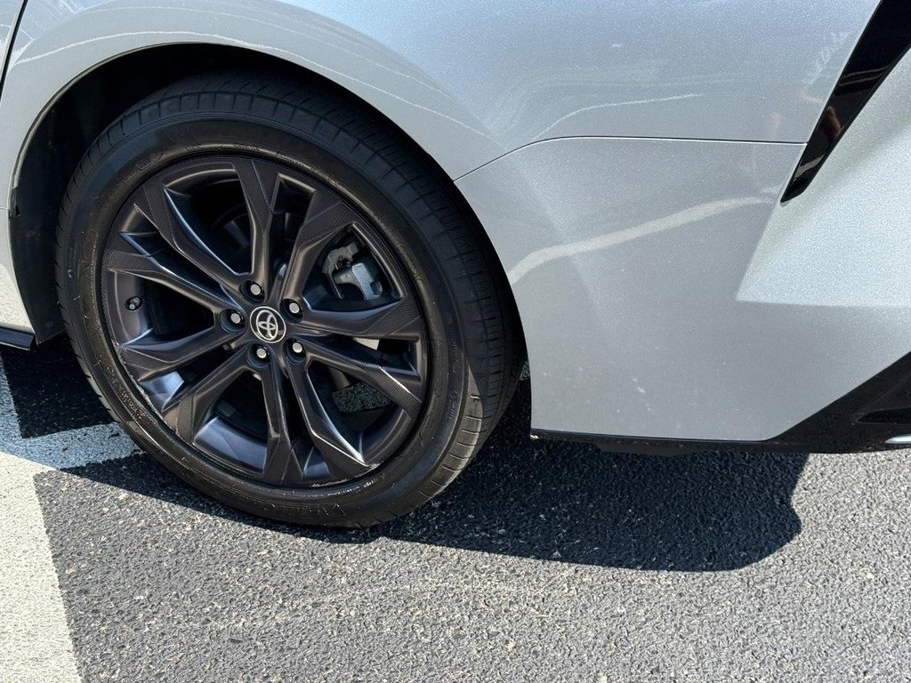 Certified 2021 Toyota Sienna XSE image 9