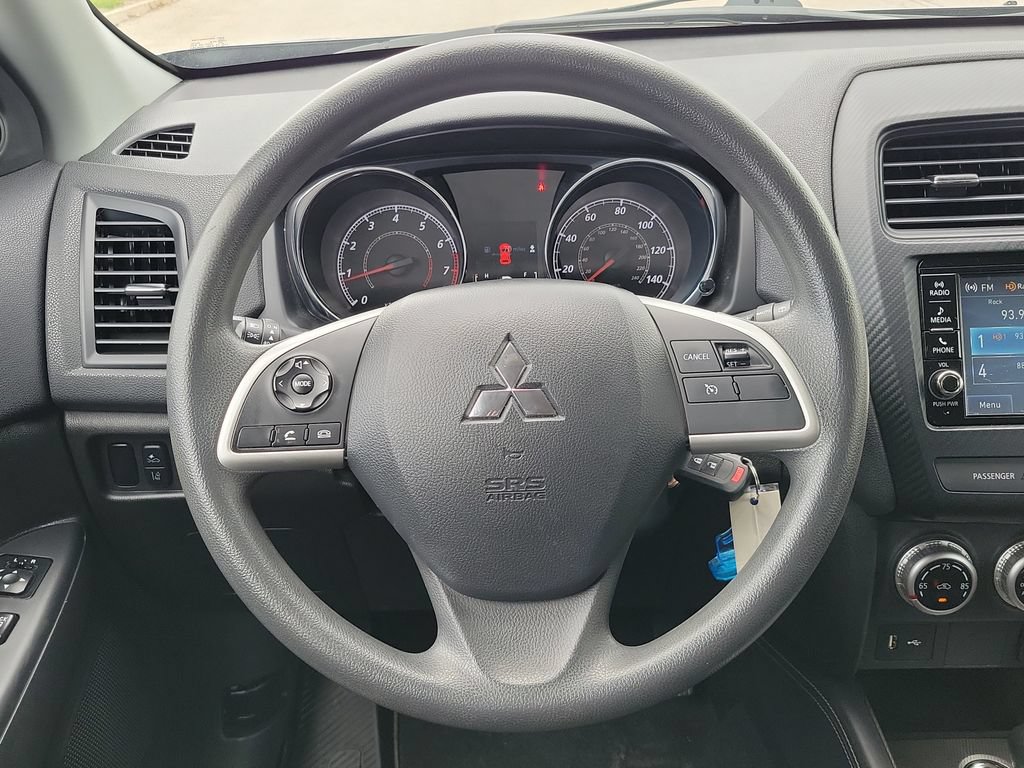 Used 2023 Mitsubishi Outlander Sport ES AWD/4WD image 28