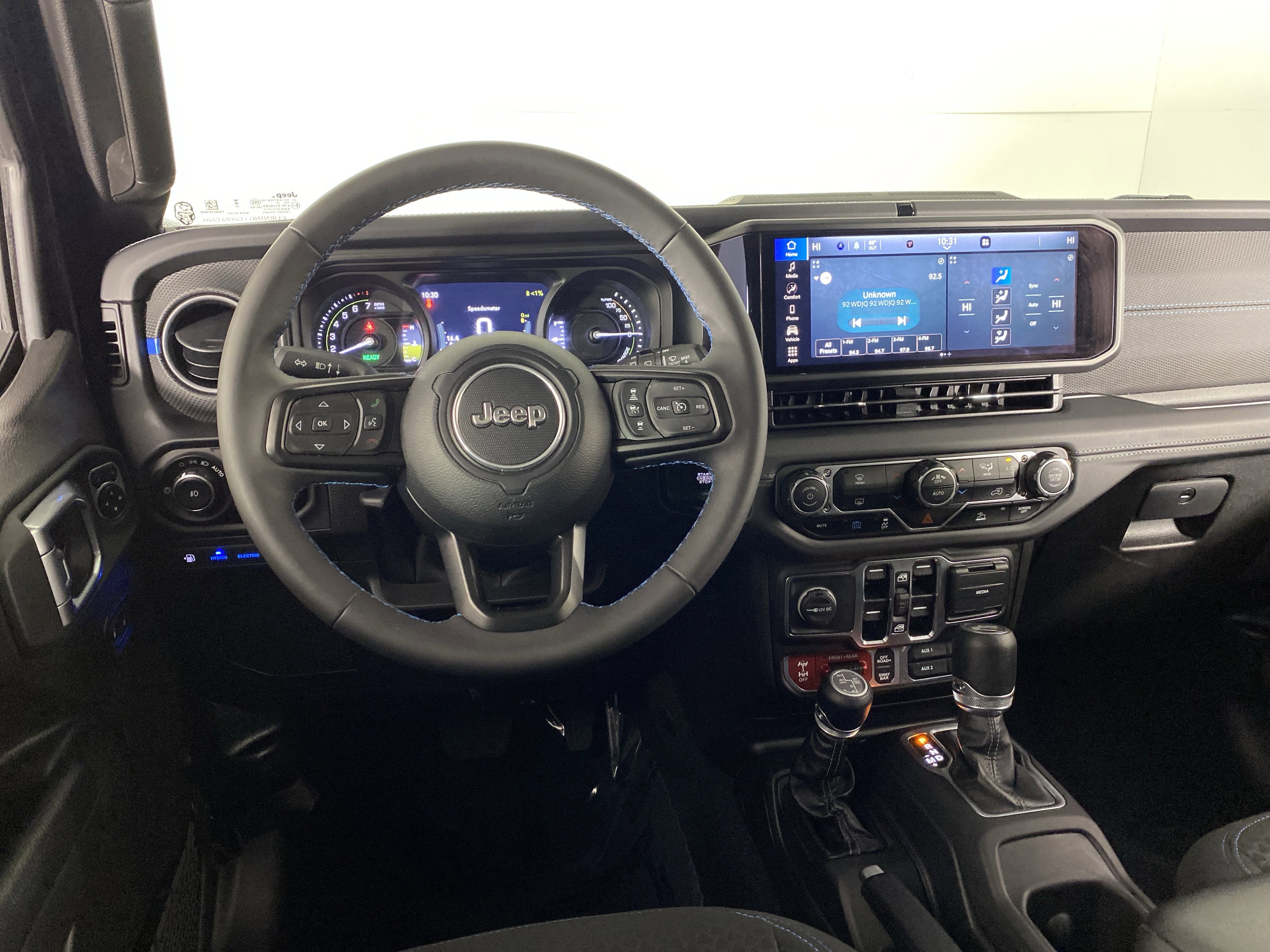 Used 2025 Jeep Wrangler Unlimited Rubicon 4xe AWD/4WD image 37