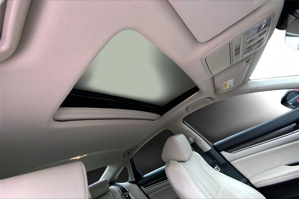 Used 2022 Honda Accord EX-L image 27