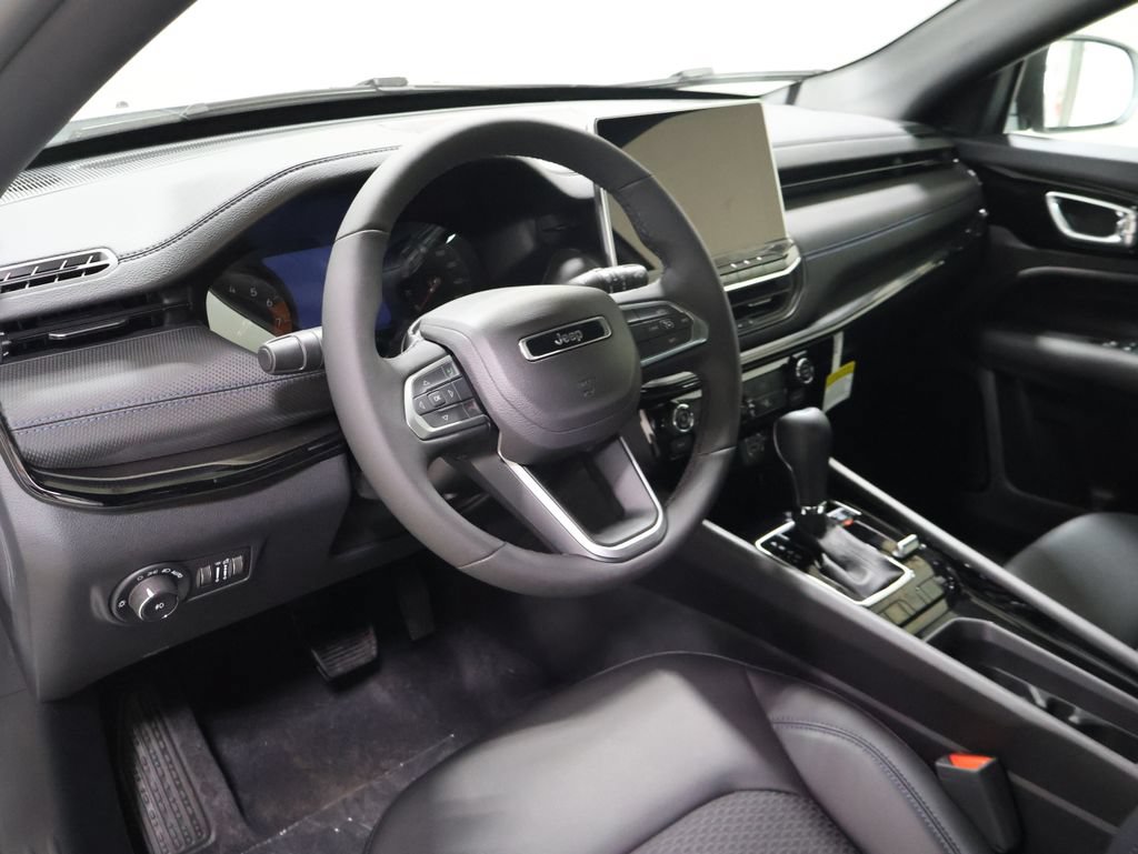 New 2026 Jeep Compass Latitude AWD/4WD image 21