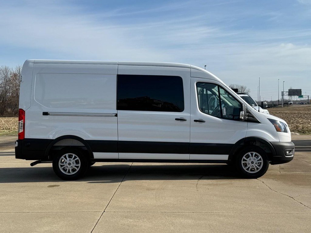 New 2025 Ford Transit 250 148 Medium Roof w/ Interior Upgrade Package RWD image 4