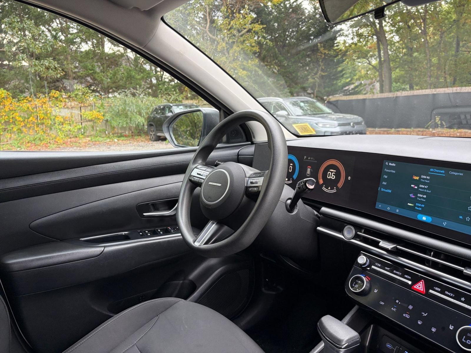 Used 2025 Hyundai Tucson SEL AWD/4WD image 35