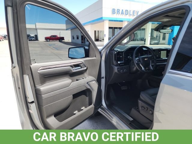 Certified 2025 Chevrolet Silverado 1500 LTZ w/ LTZ Premium Package AWD/4WD image 29