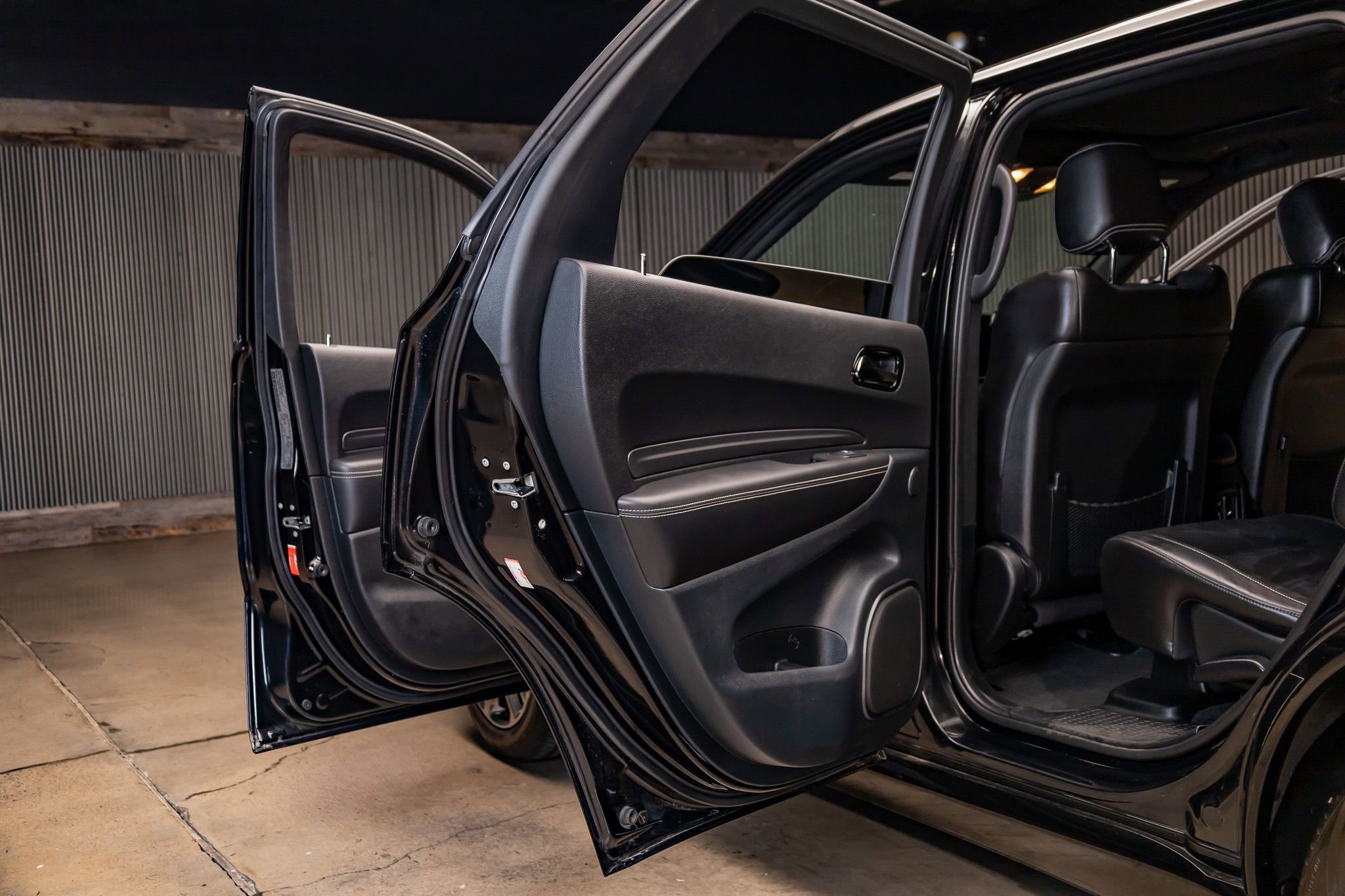 Used 2022 Dodge Durango SRT w/ Technology Group image 27