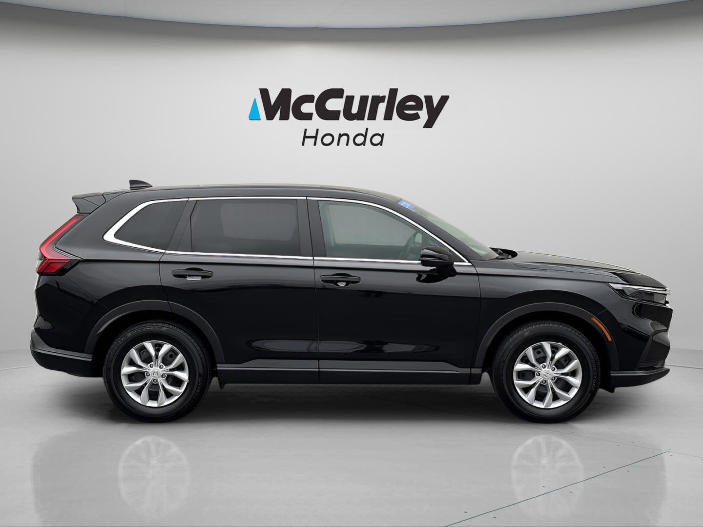 Certified 2025 Honda CR-V LX image 2