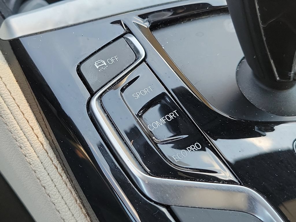 Used 2018 BMW 530i w/ Premium Package RWD image 35