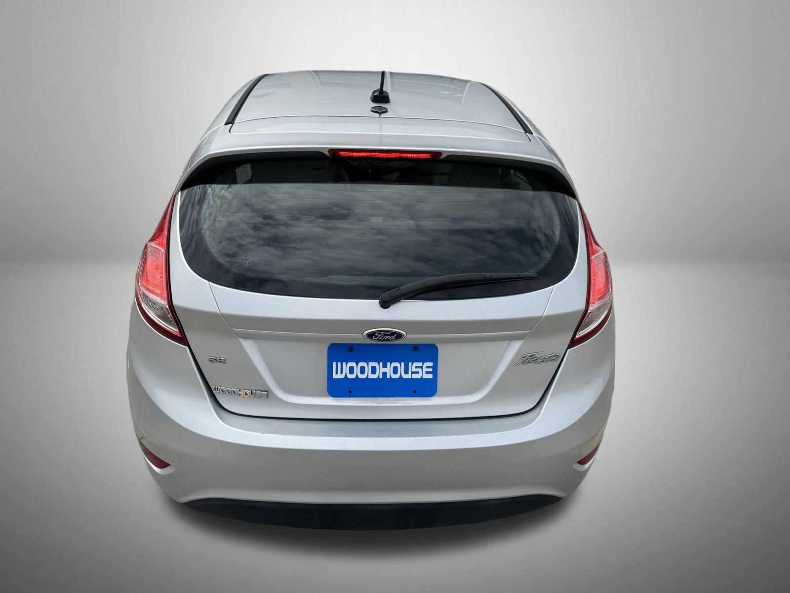 Used 2015 Ford Fiesta SE w/ Comfort Package image 4