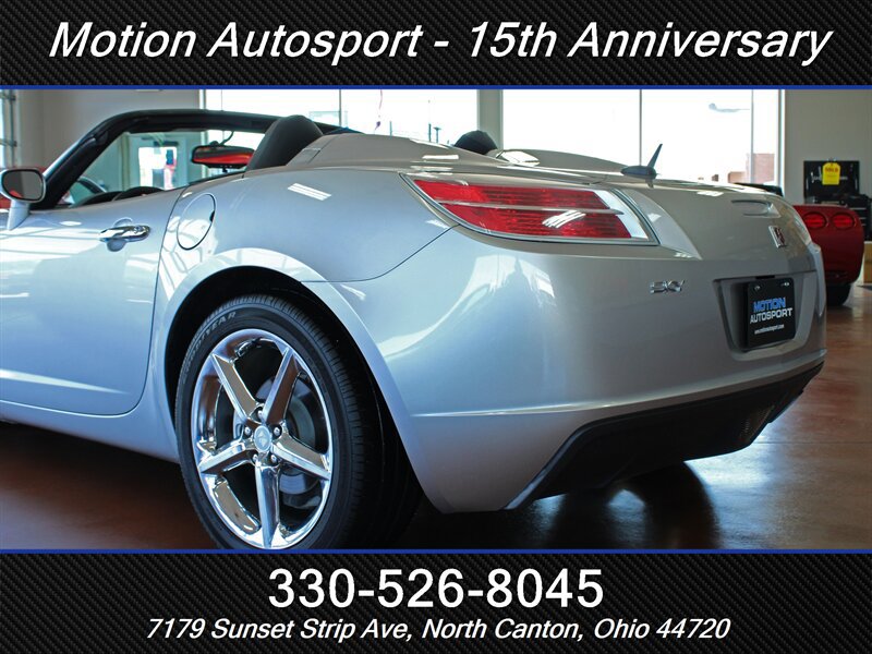 Used 2007 Saturn Sky RWD image 9