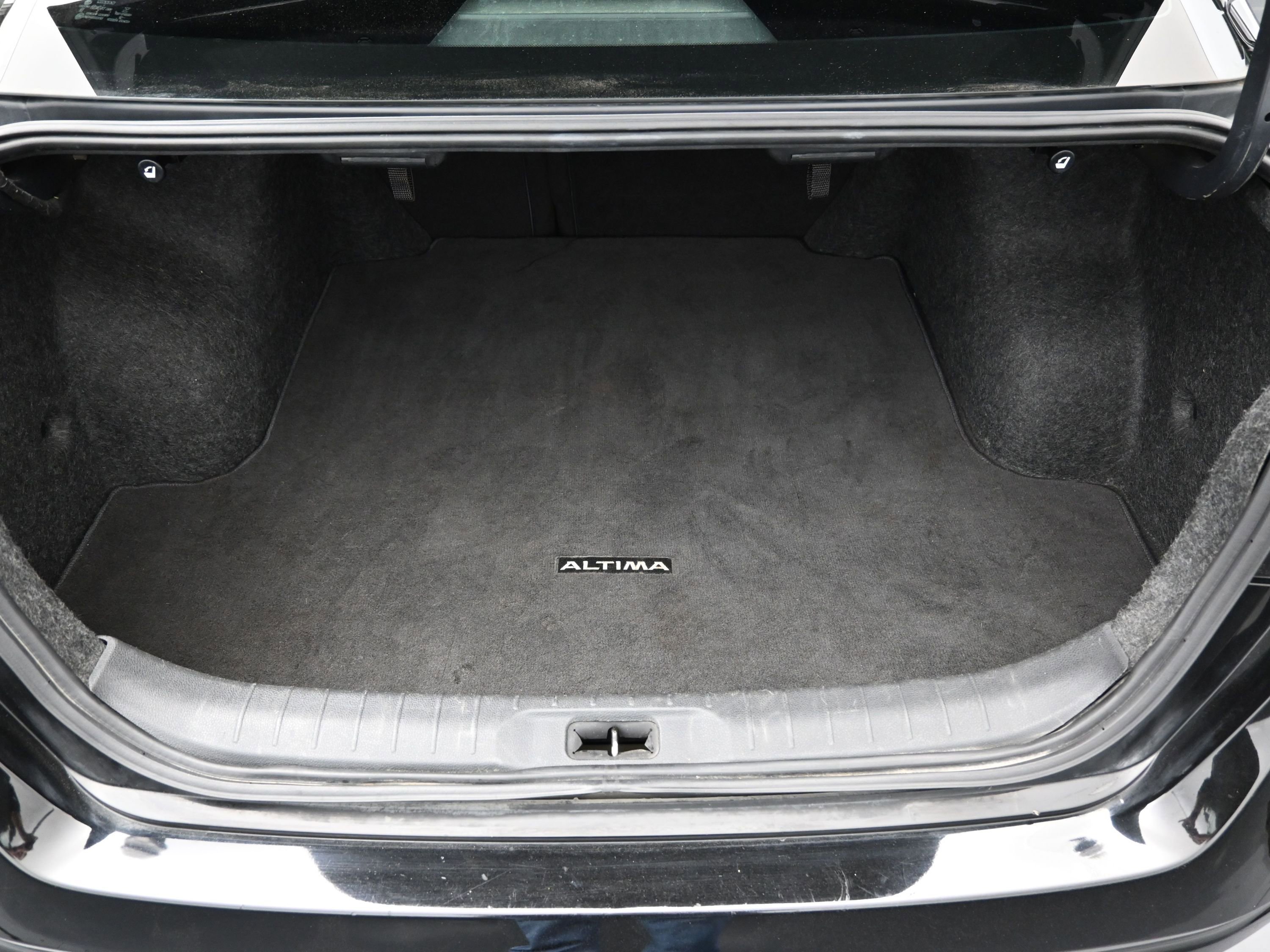 Used 2019 Nissan Altima 2.5 SL image 6