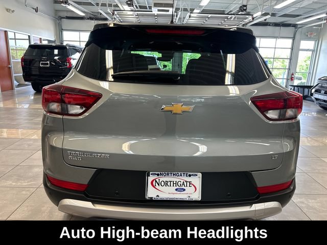 Used 2024 Chevrolet TrailBlazer LT w/ LT Cold Weather Package AWD/4WD image 13