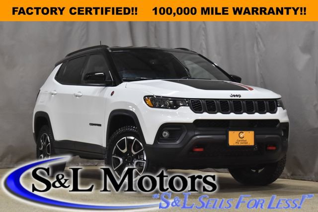 Certified 2025 Jeep Compass Trailhawk AWD/4WD image 1