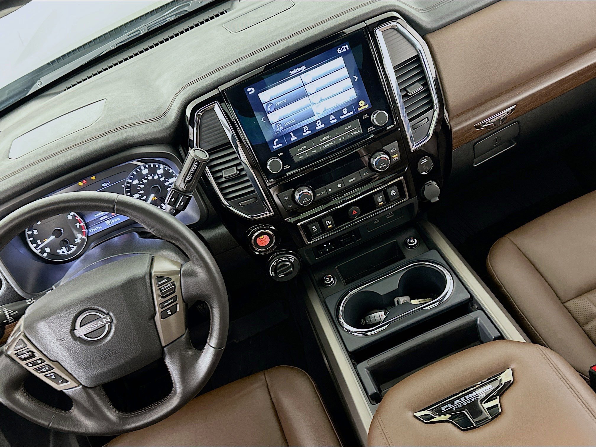 Used 2023 Nissan Titan Platinum Reserve w/ Moonroof Package image 20