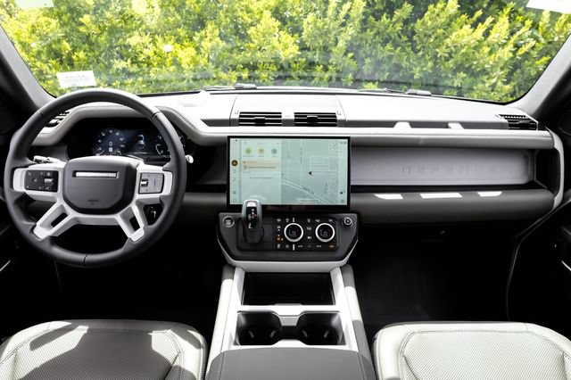 New 2026 Land Rover Defender 110 S AWD/4WD image 18