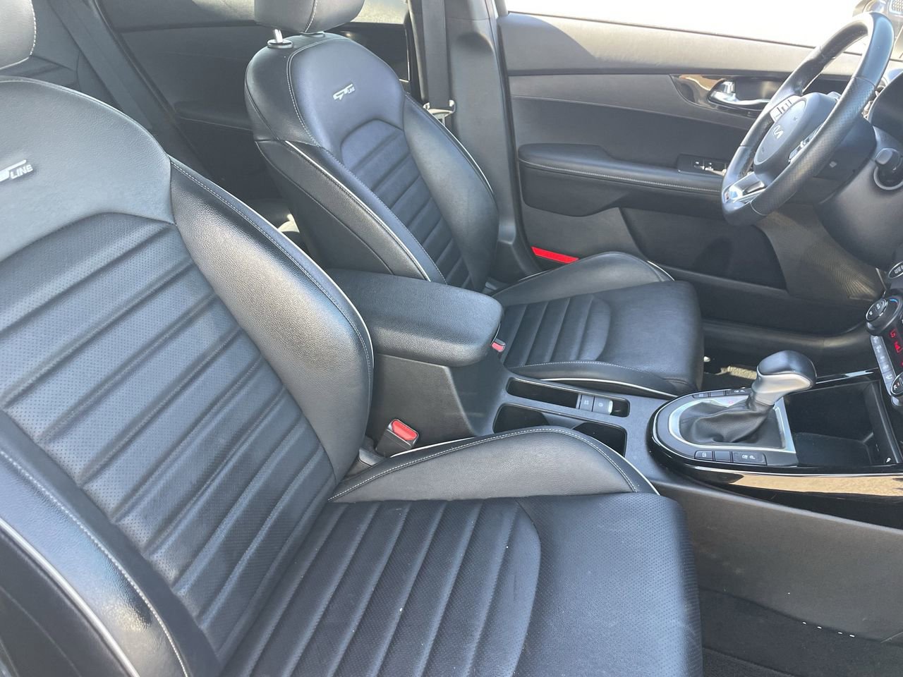Used 2024 Kia Forte GT-Line w/ GT-Line Premium Package image 10