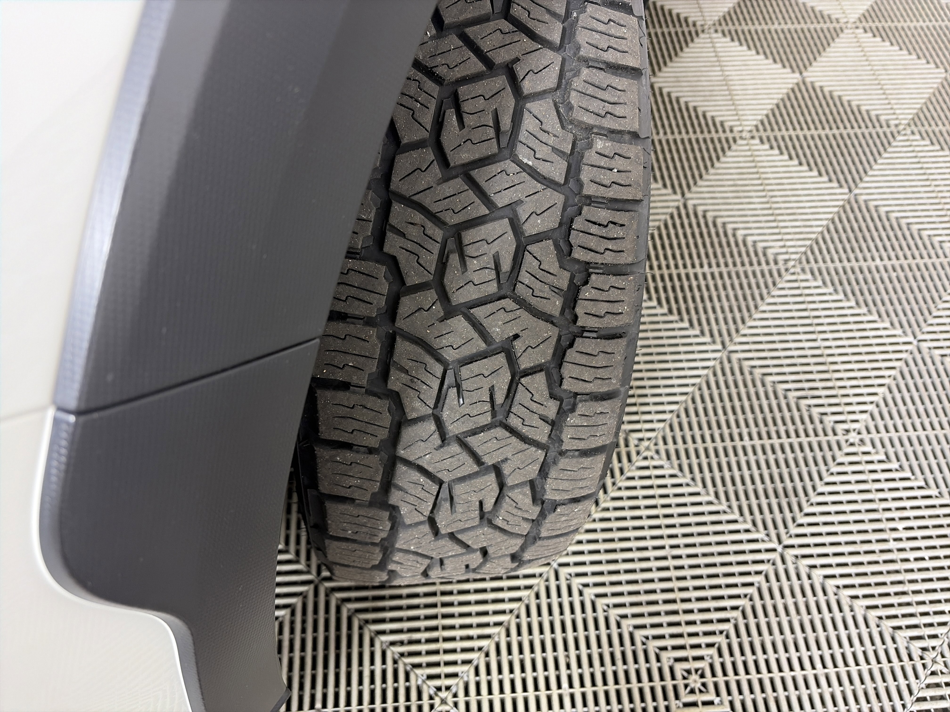 Used 2024 Subaru Crosstrek 2.0i Premium image 12