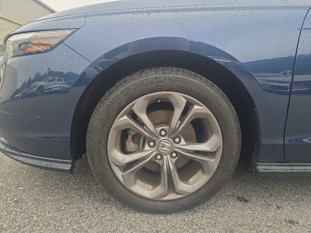 Used 2024 Honda Accord EX image 9