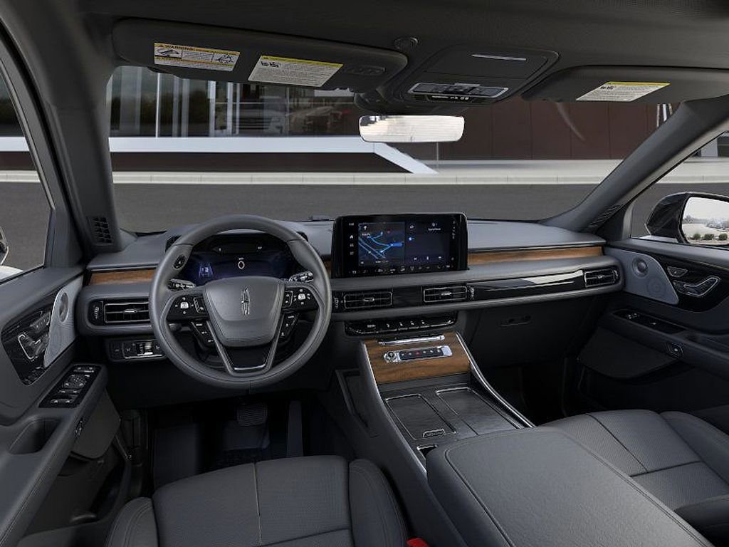 New 2026 Lincoln Aviator Reserve w/ Luxury Package image 9