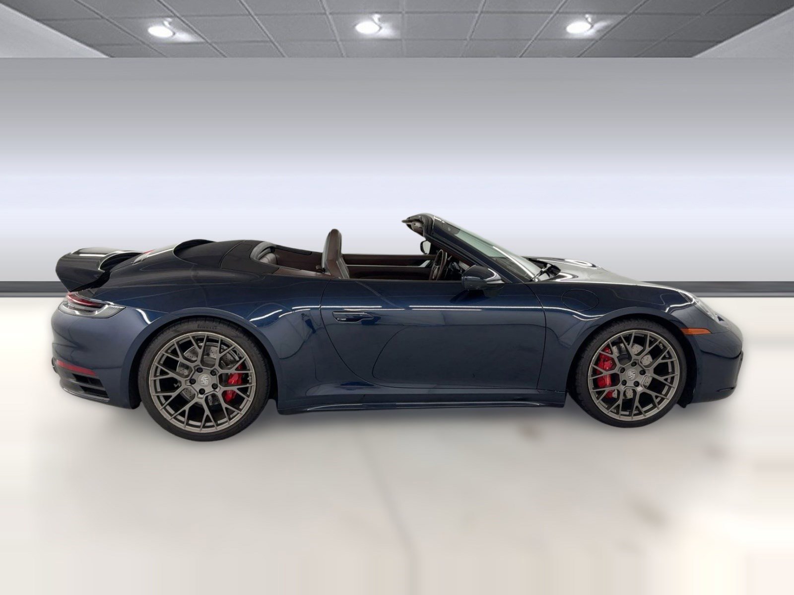 Used 2020 Porsche 911 Carrera S image 8