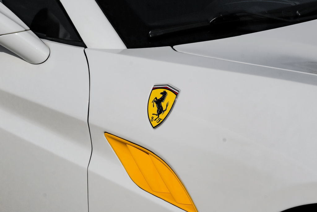 Used 2014 Ferrari California RWD image 48