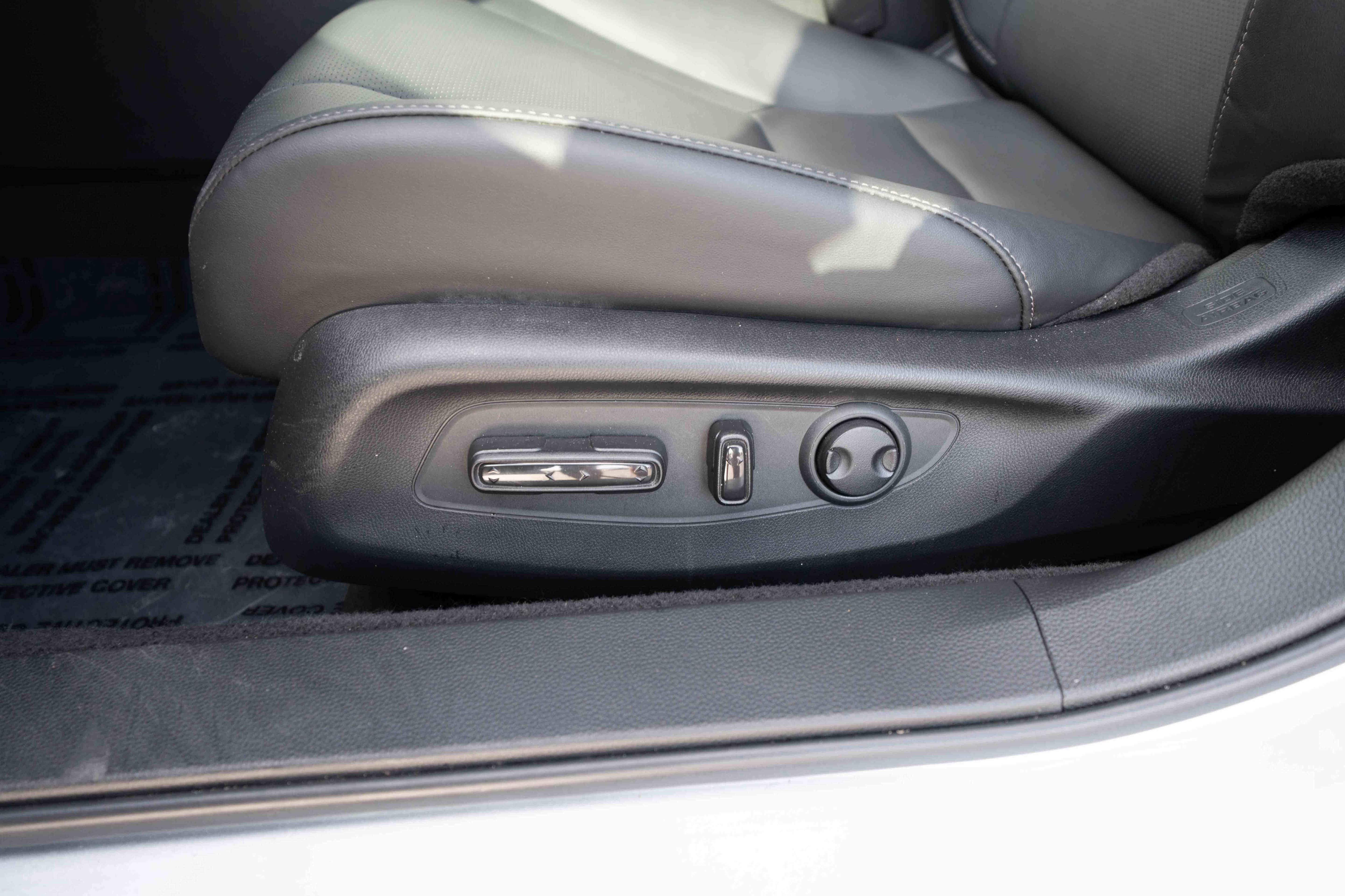 Certified 2025 Honda Accord EX-L image 12