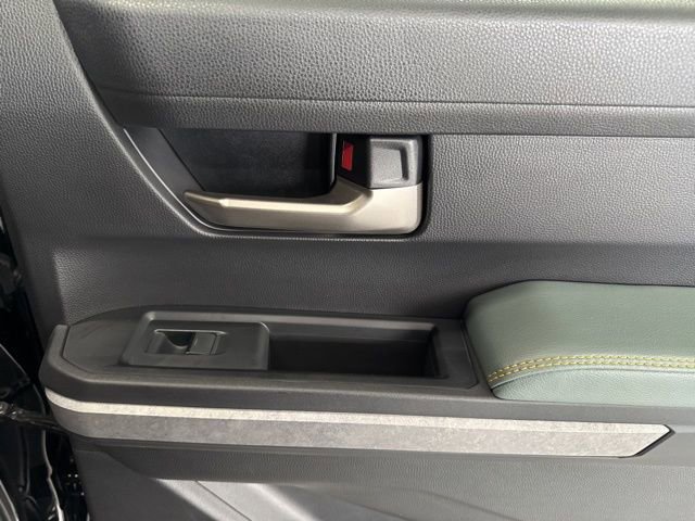 Used 2025 Toyota Tacoma Trailhunter image 45