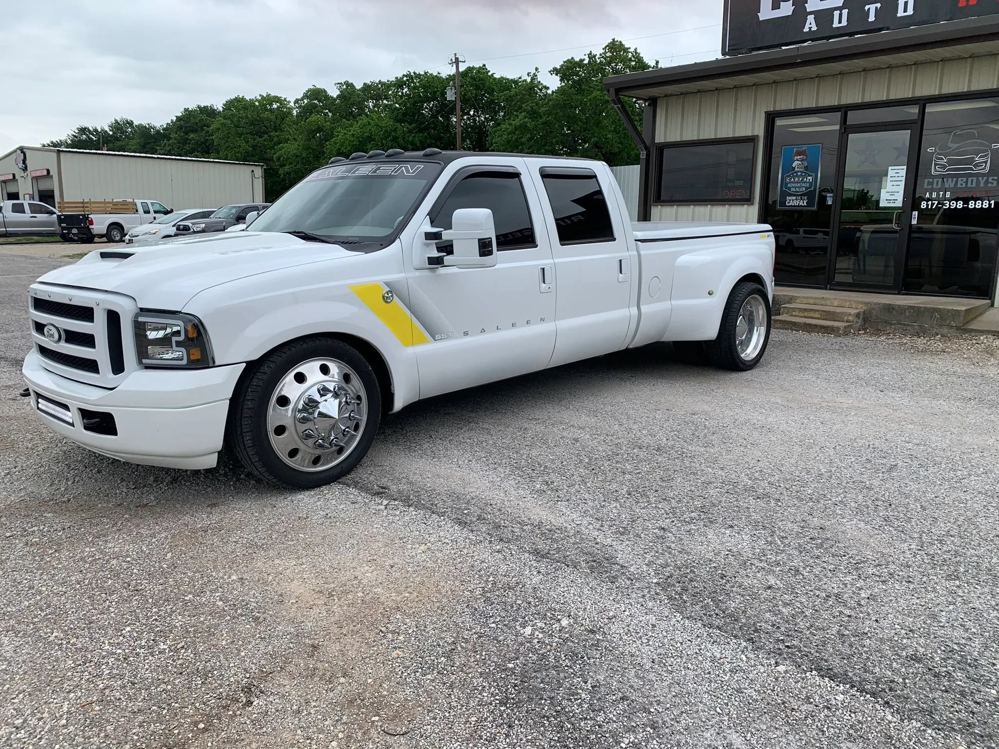 Used 2003 Ford F350 2WD Crew Cab DRW Super Duty image 3