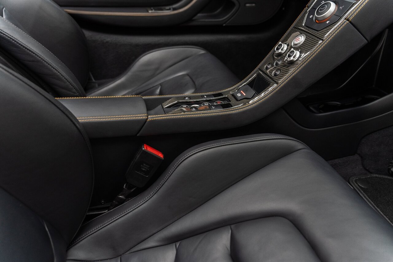 Used 2014 McLaren MP4-12C Spider RWD image 41