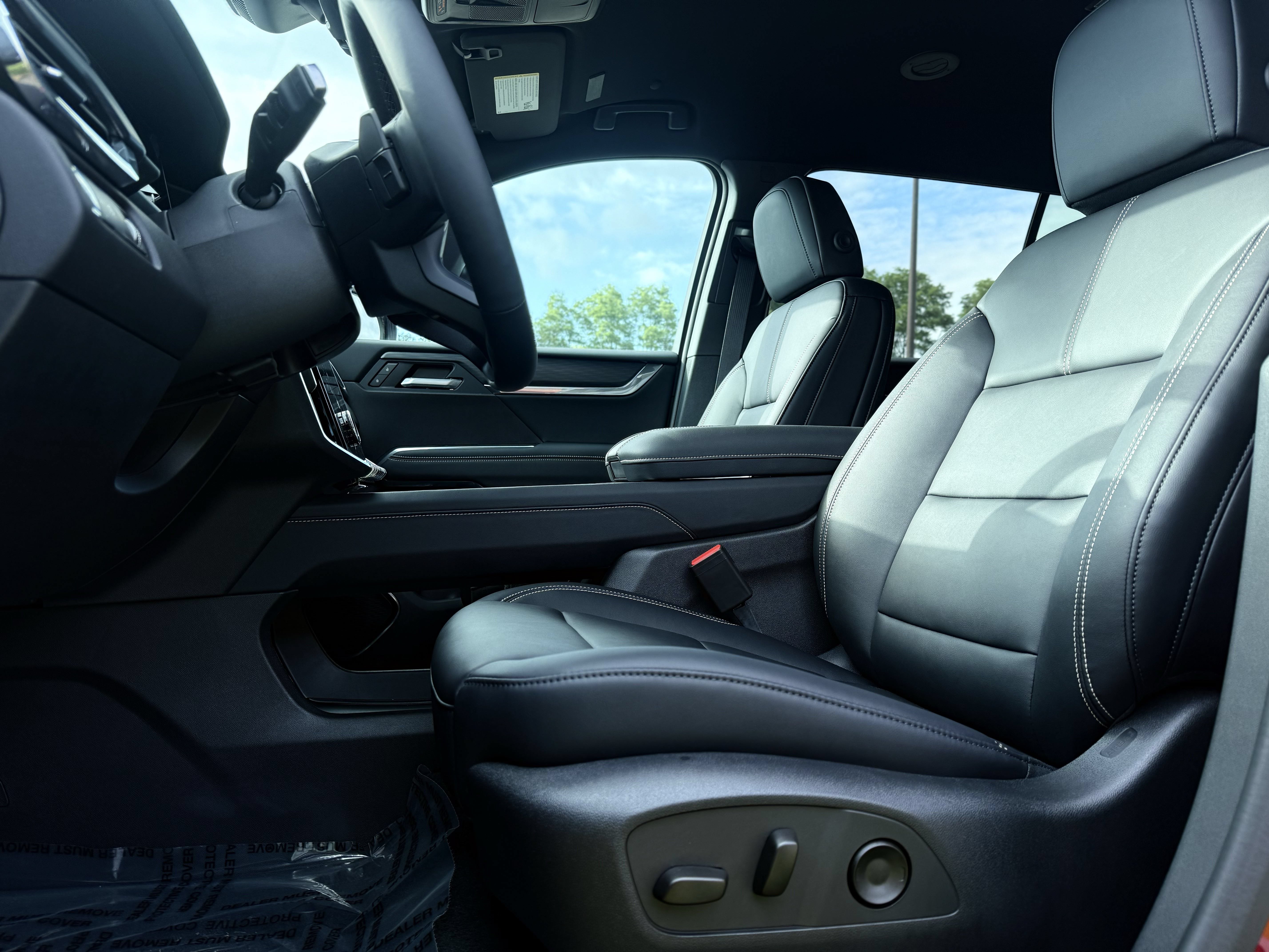 New 2026 GMC Acadia Elevation w/ Black Edition FWD image 9