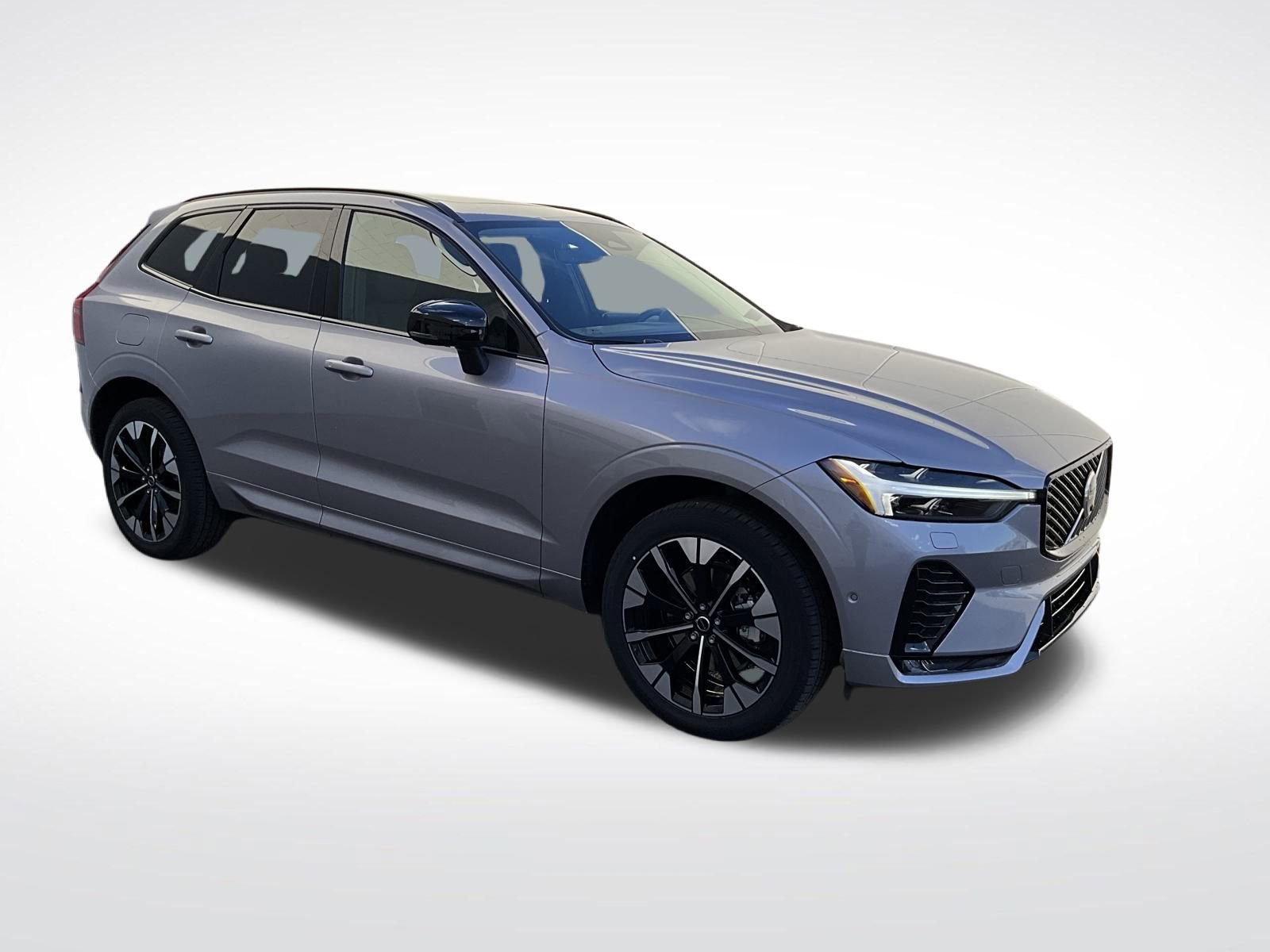 New 2026 Volvo XC60 B5 Plus w/ Climate Package image 7