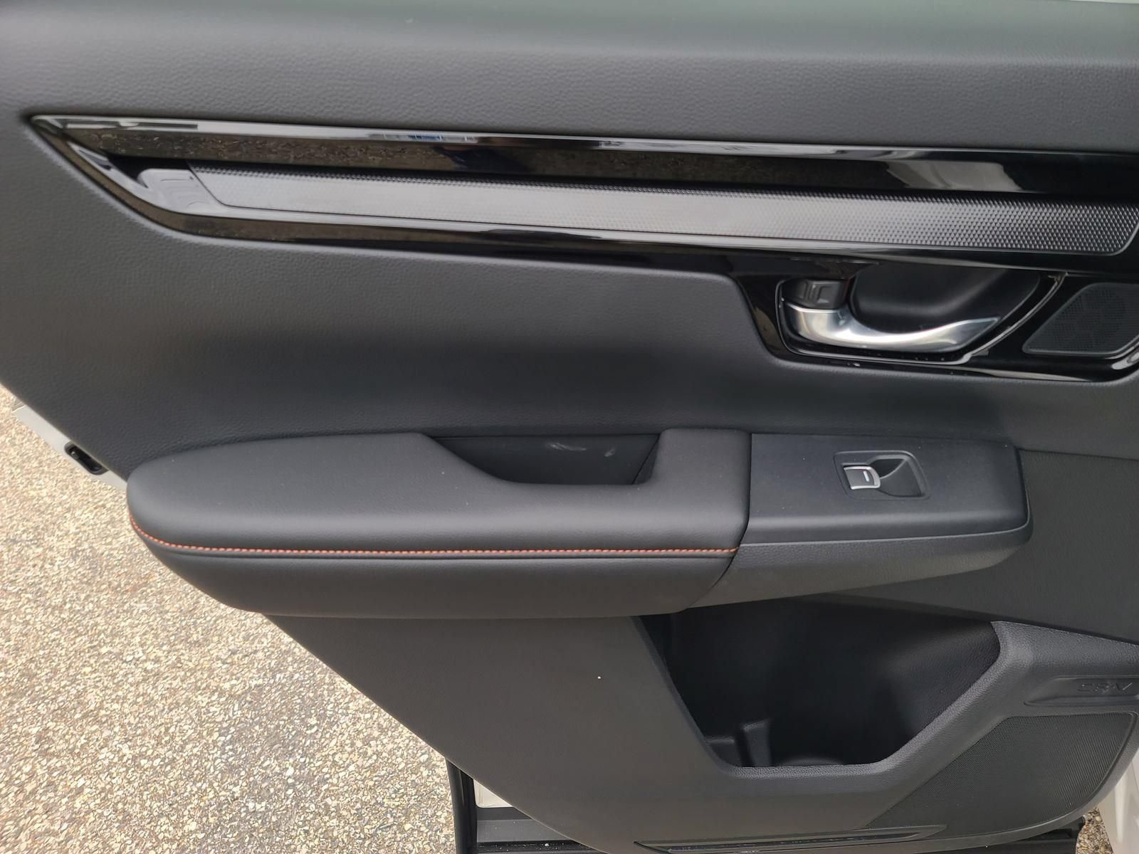 Used 2026 Honda CR-V Sport Touring image 16