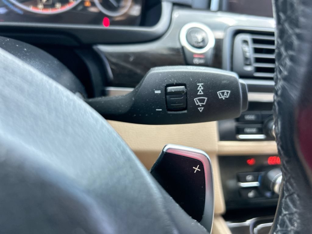 Used 2016 BMW 528i Sedan RWD image 19