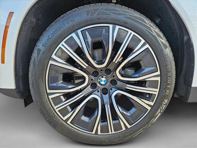 Used 2025 BMW X3 xDrive30i w/ Premium Package image 22