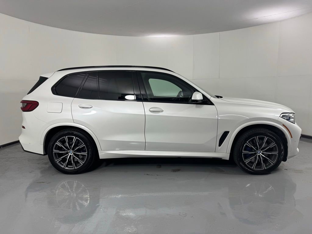 Used 2019 BMW X5 xDrive50i w/ M Sport Package AWD/4WD image 6