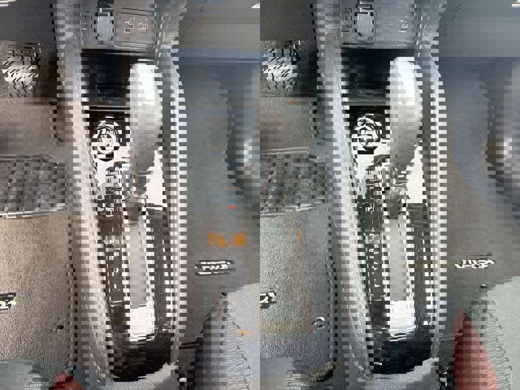 Used 2024 Nissan Versa SR image 17