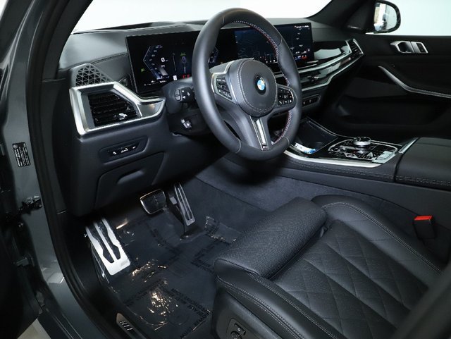 Used 2026 BMW X5 M60i AWD/4WD image 24