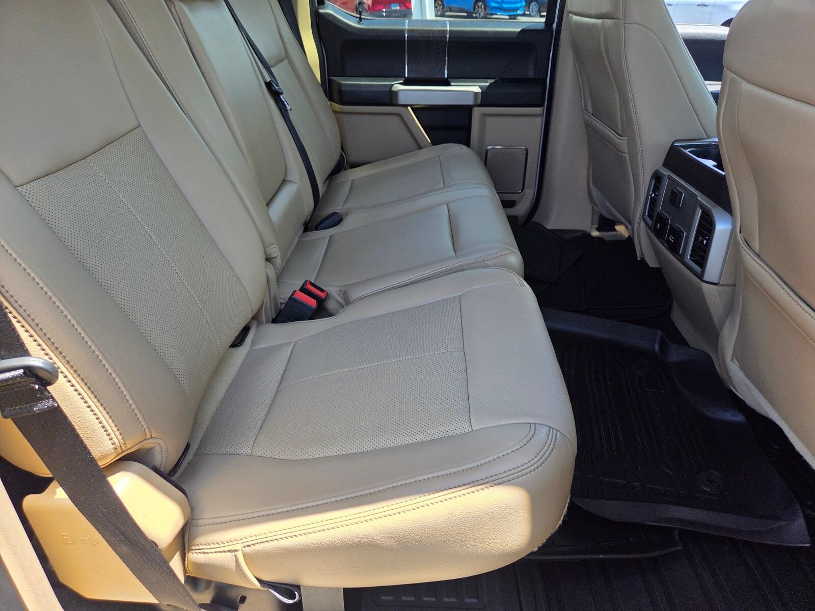 Certified 2020 Ford F250 Lariat w/ Lariat Ultimate Package AWD/4WD image 16