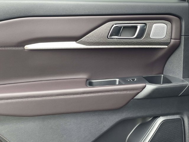 New 2026 Ford Explorer Platinum RWD image 11