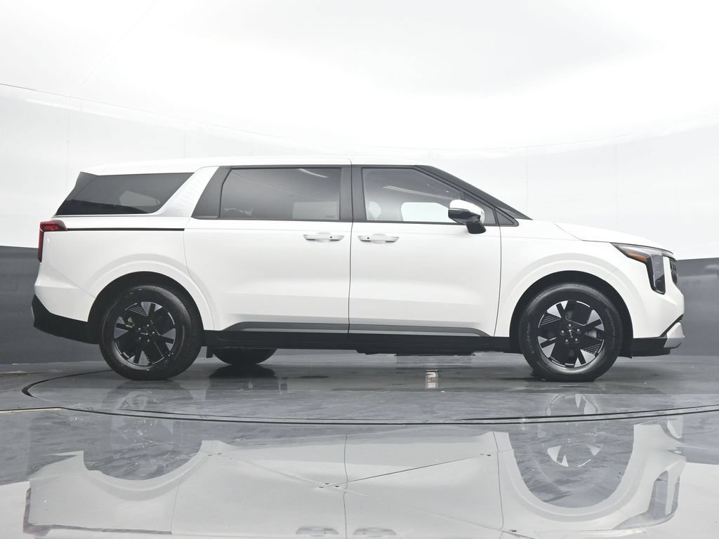 Used 2026 Kia Carnival LXS FWD image 33