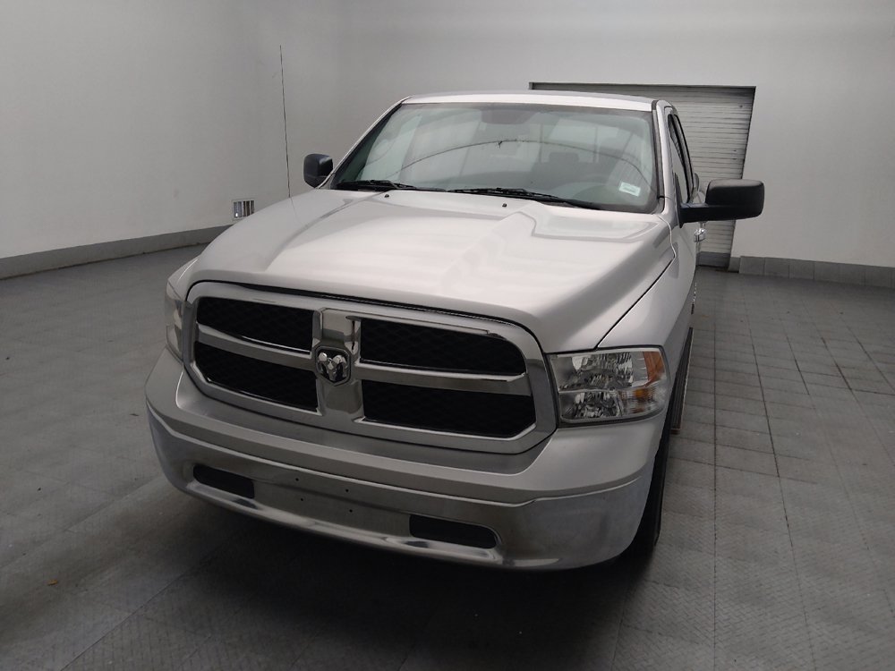 Used 2017 RAM 1500 Classic SLT RWD image 15