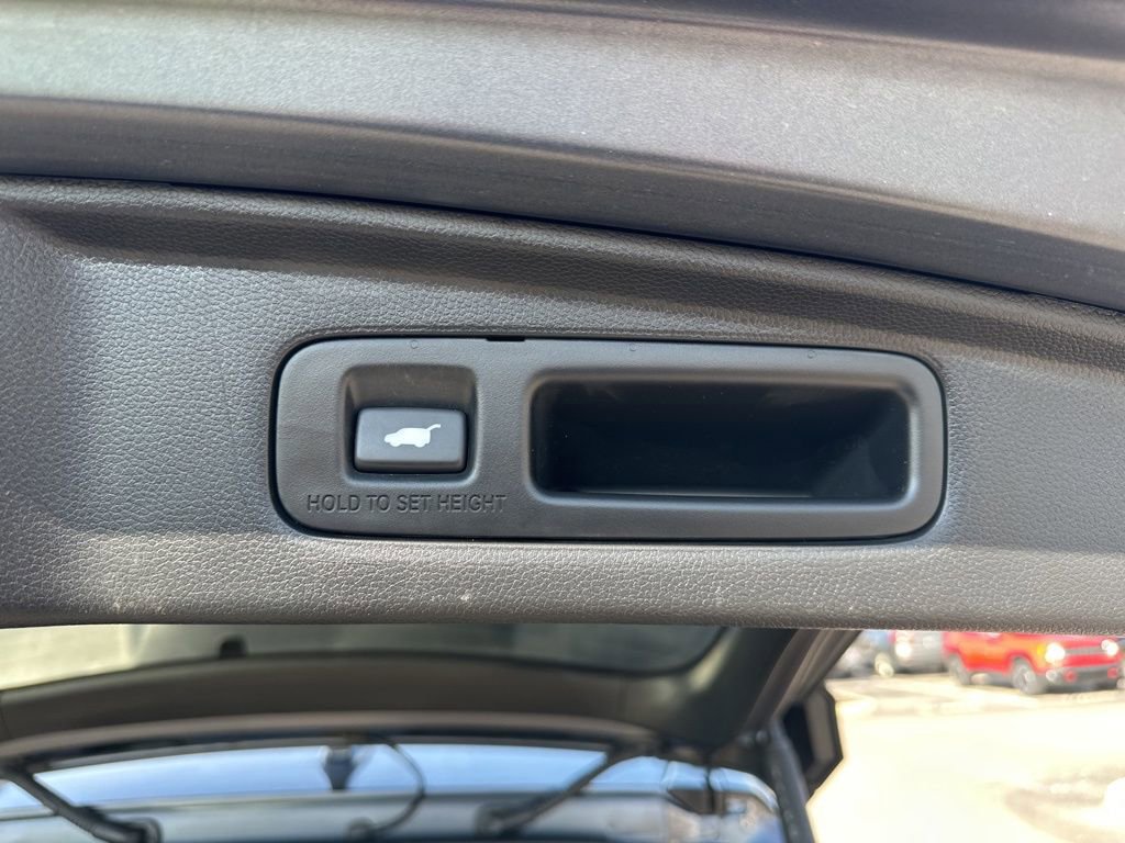 Used 2025 Honda CR-V Sport-L image 12