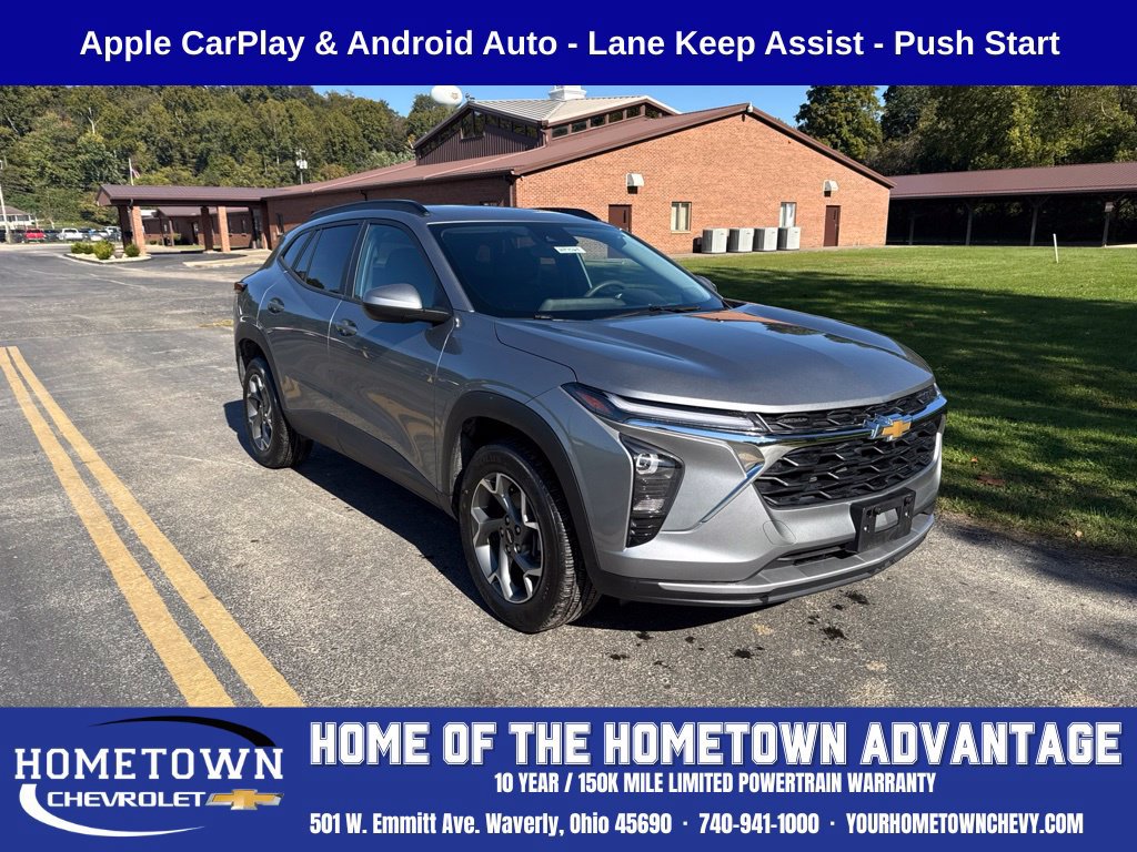 Used 2025 Chevrolet Trax LT