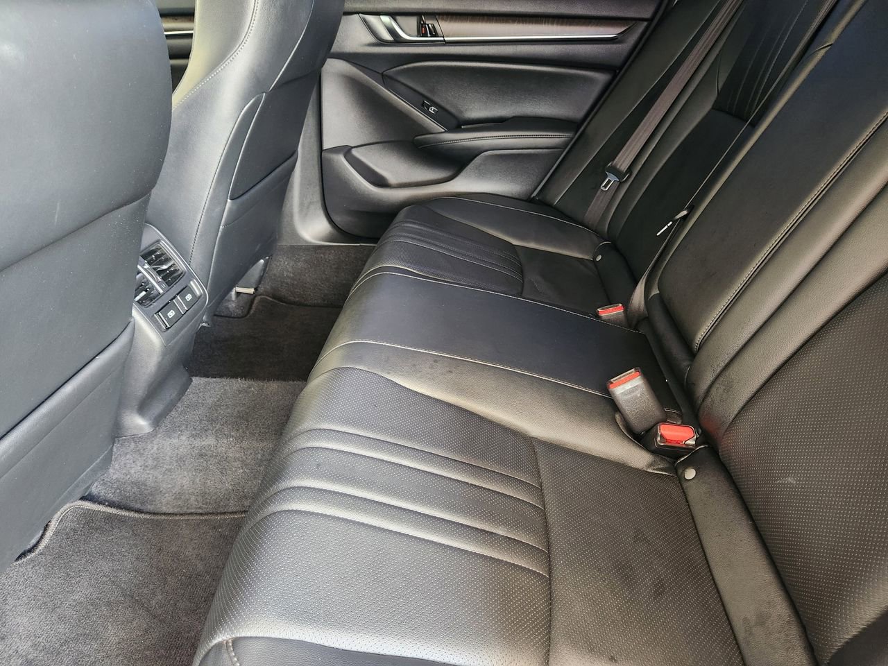 Certified 2022 Honda Accord EX-L image 29