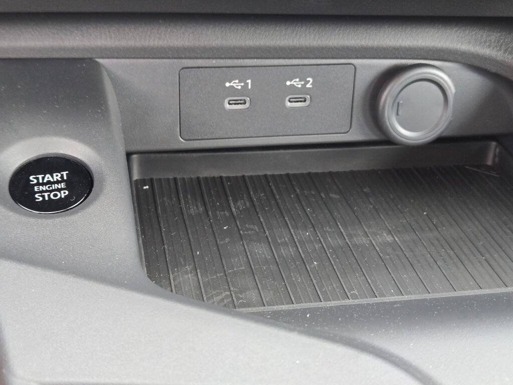 Used 2026 Nissan Sentra SV w/ Floor Mat Package FWD image 22