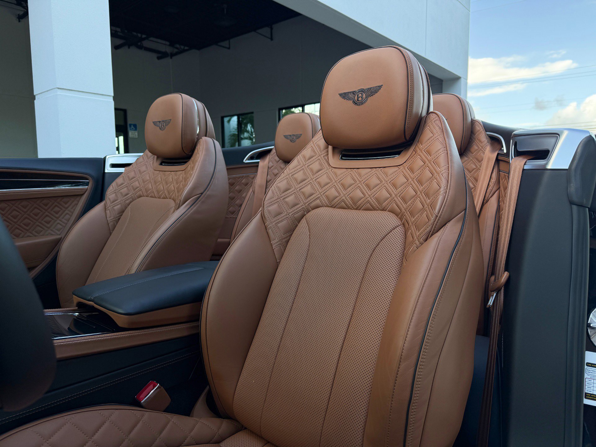 Used 2021 Bentley Continental GT image 36