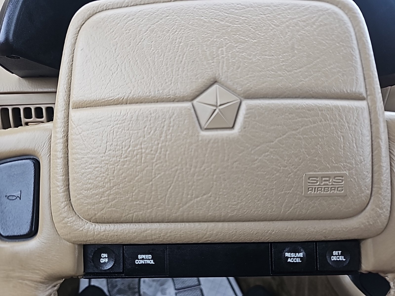 Used 1993 Chrysler LeBaron LX FWD image 3