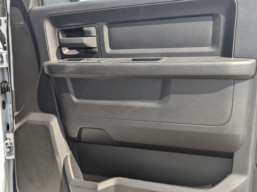 Used 2023 RAM 5500 Tradesman w/ Chrome Appearance Group image 37