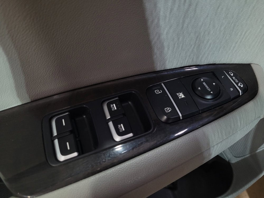 Used 2016 Kia Optima EX w/ Premium Package FWD image 27