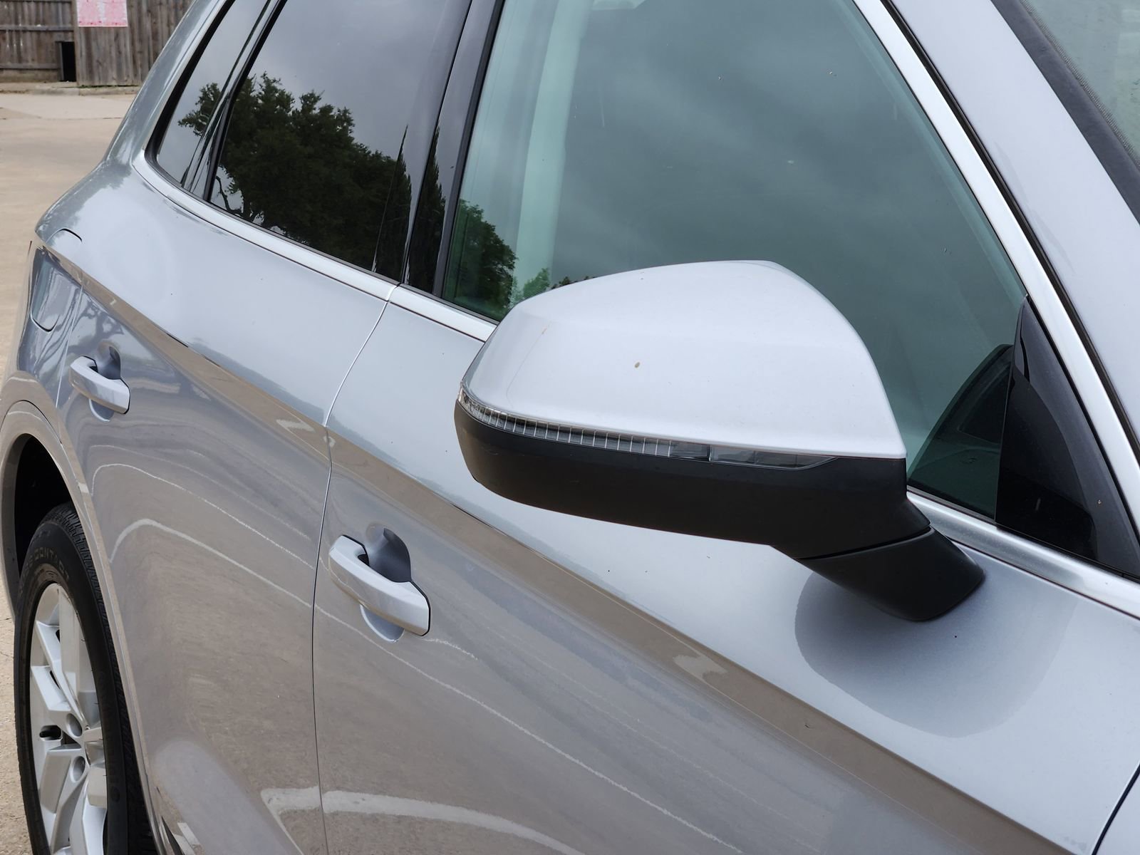 Used 2023 Audi Q5 2.0T Premium w/ Convenience Package image 10